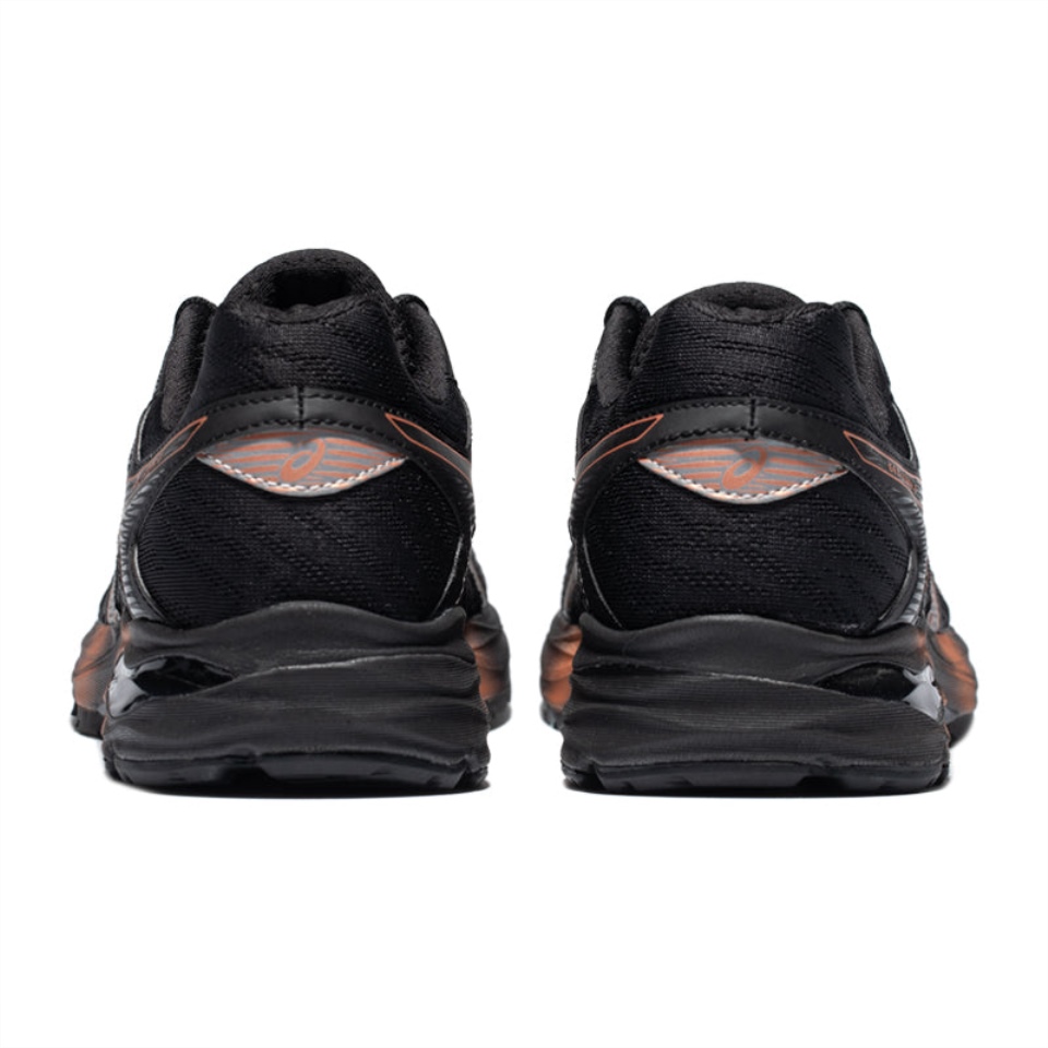 Black Asics GEL-FLUX 4